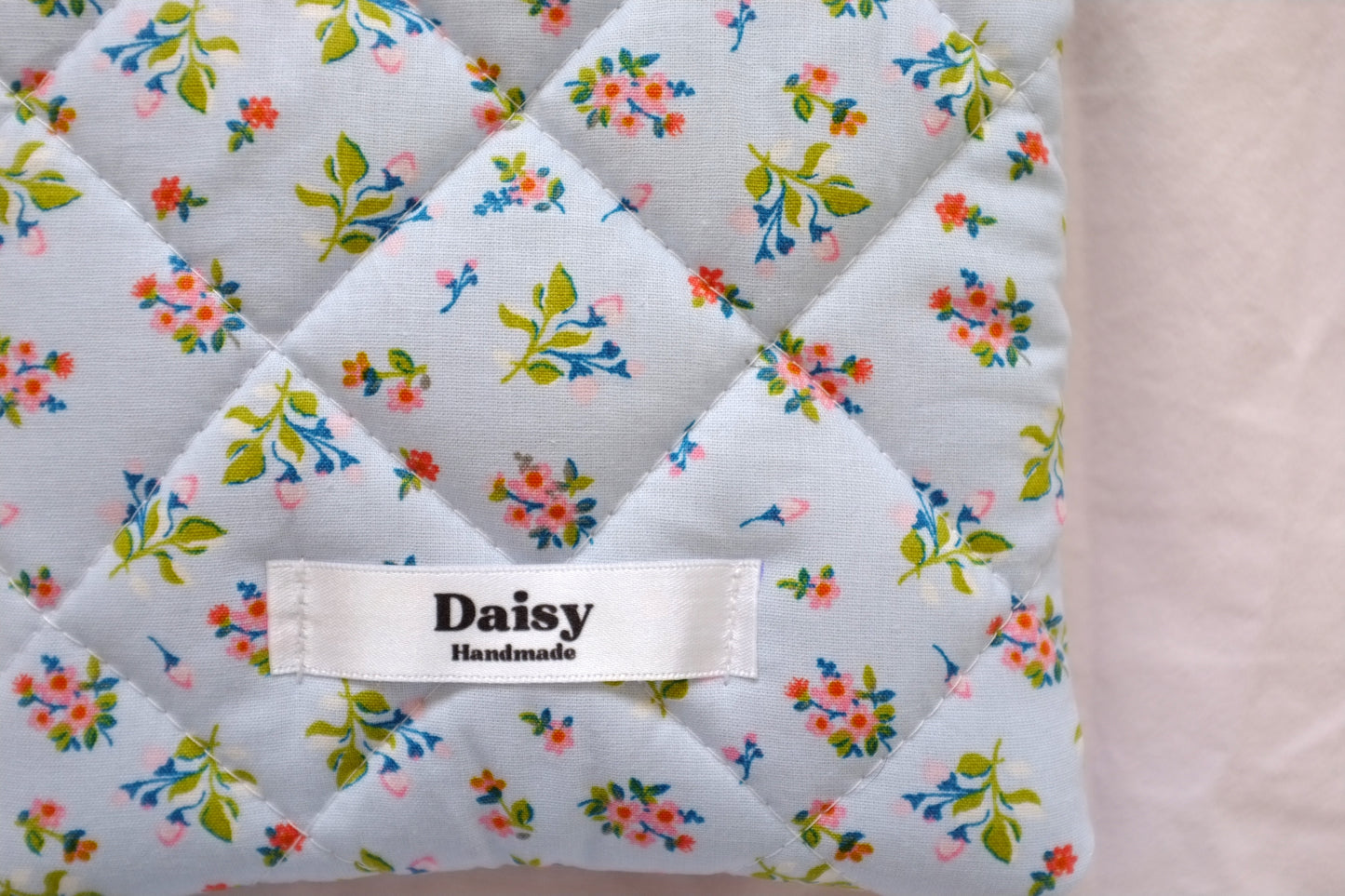 Kindle sleeve blue spring floral