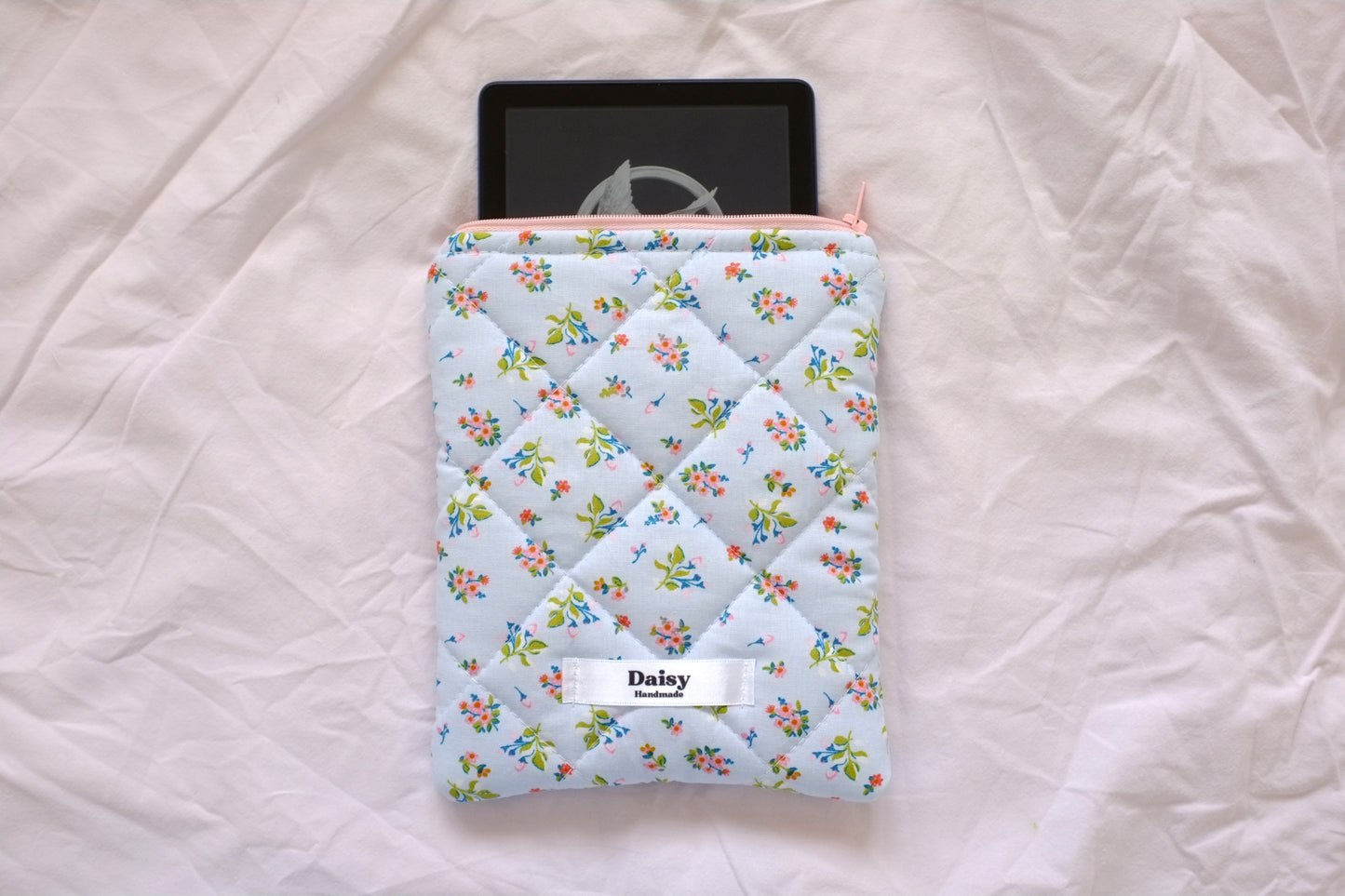 Kindle sleeve blue spring floral