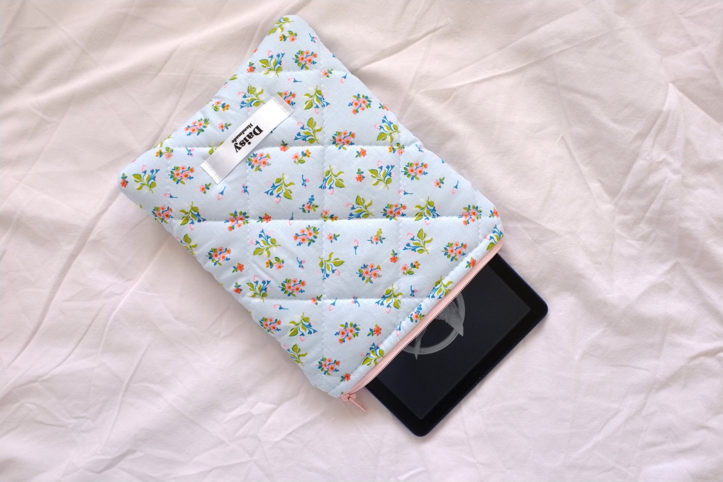 Kindle sleeve blue spring floral