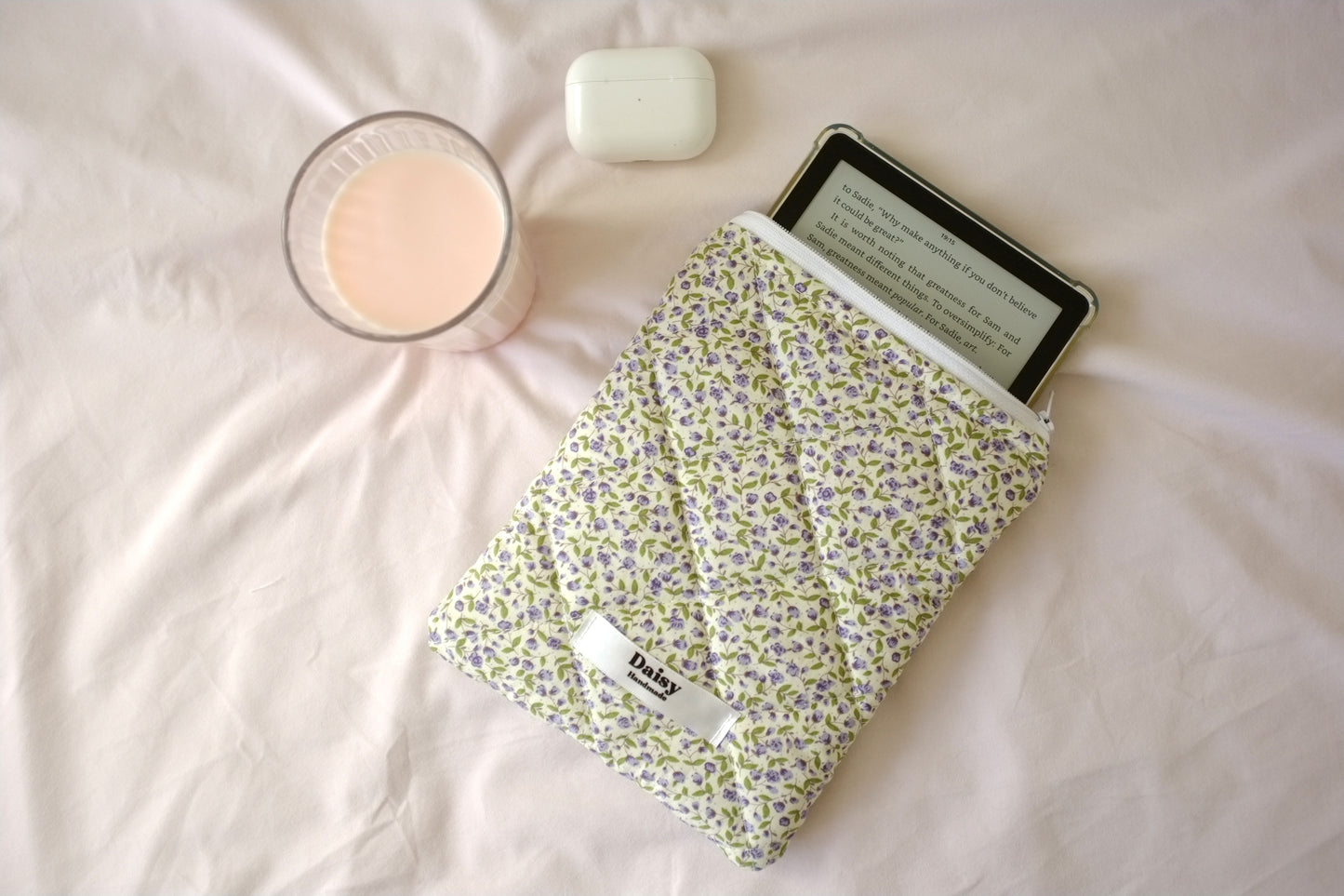Kindle sleeve purple rose buds
