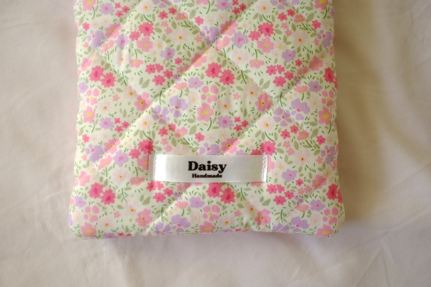 Kindle sleeve pink purple flowers