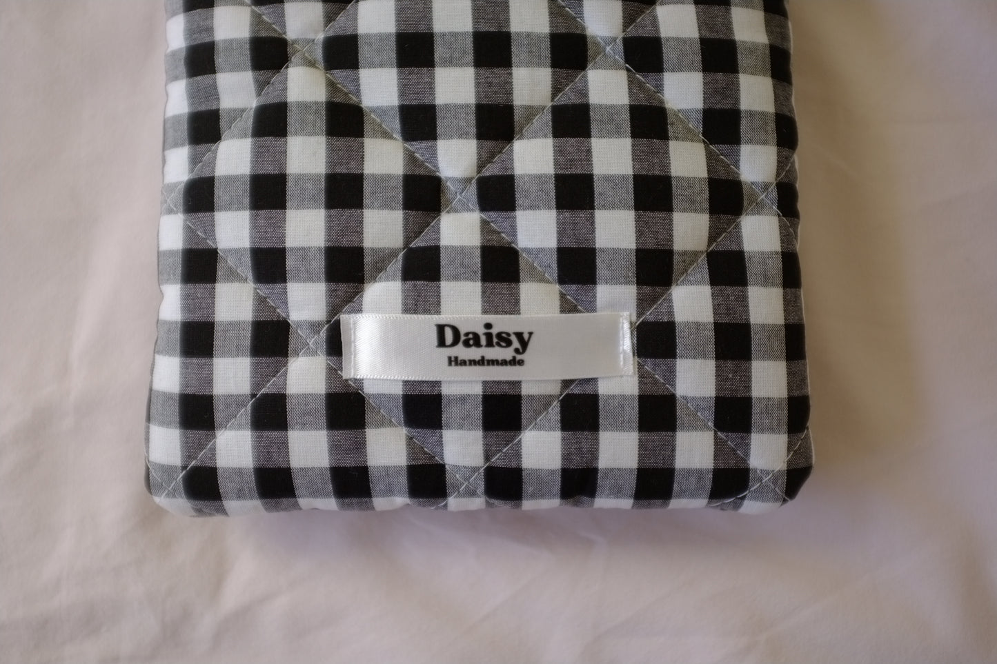 Kindle sleeve black gingham