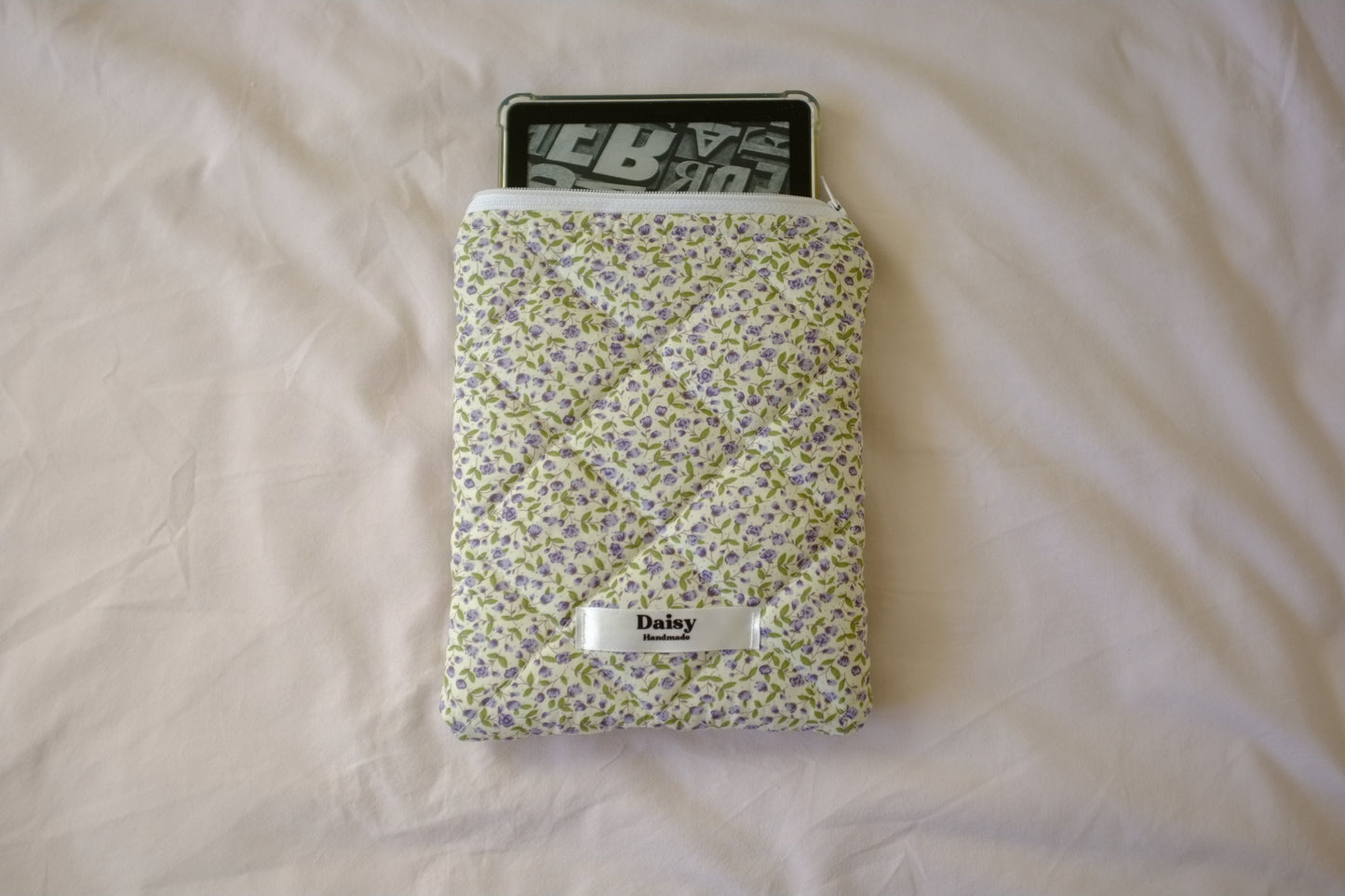 Kindle sleeve purple rose buds