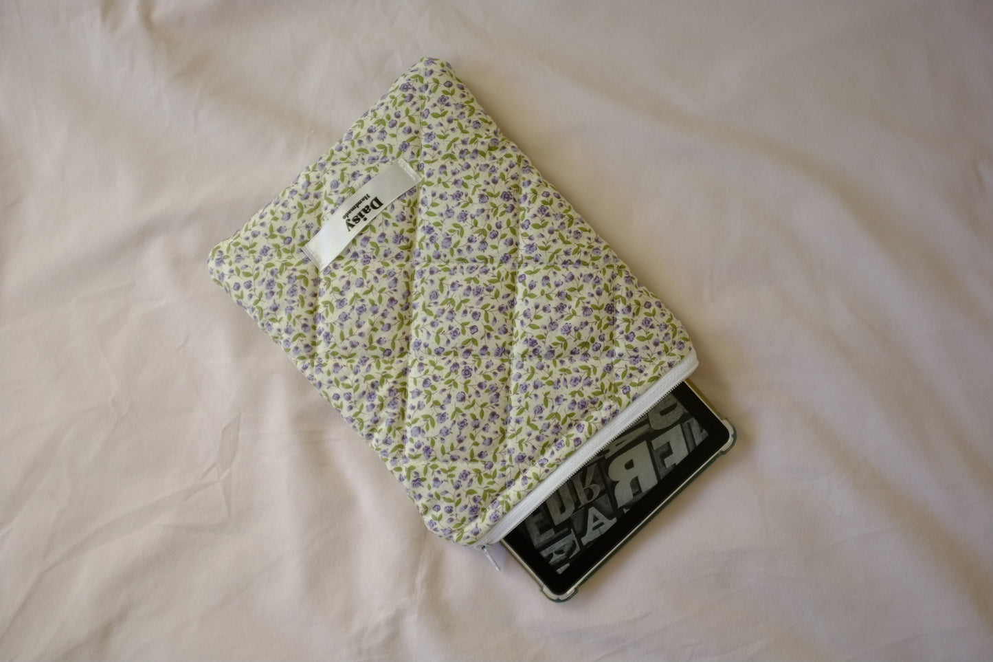 Kindle sleeve purple rose buds