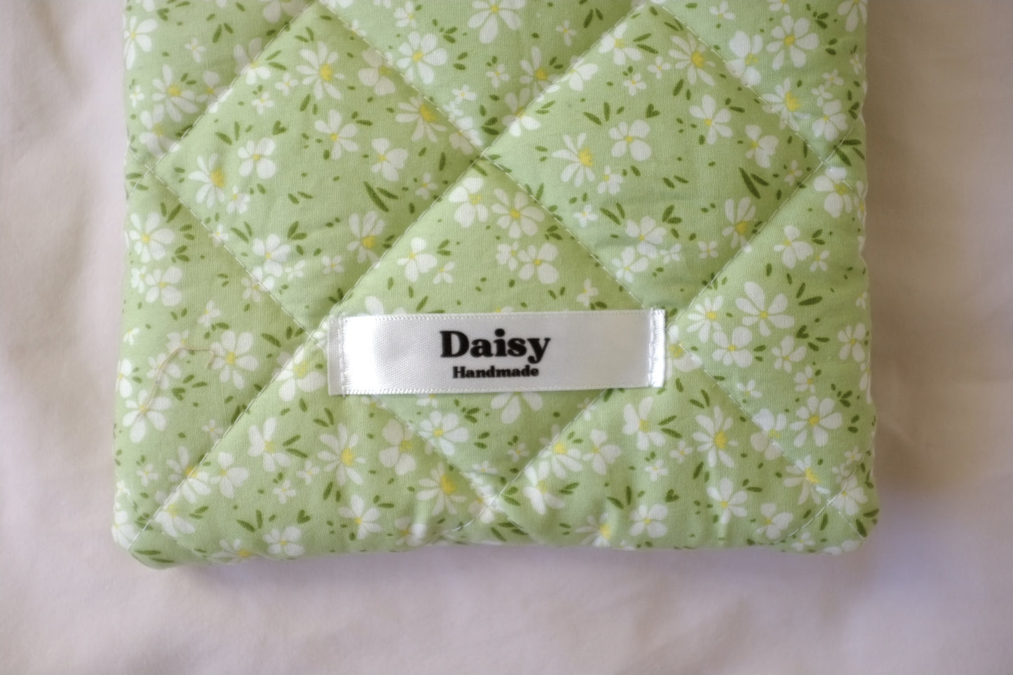 Kindle sleeve green meadow