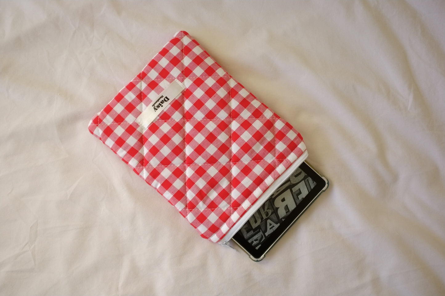 Kindle sleeve red gingham