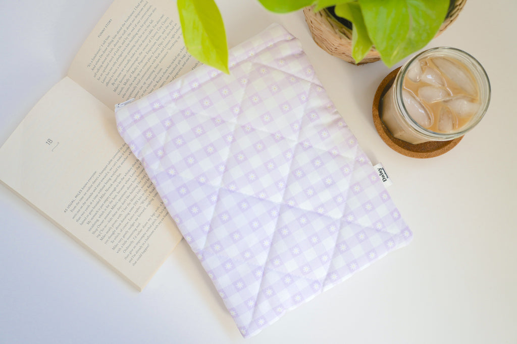 Quilted purple daisy gingham book sleeve