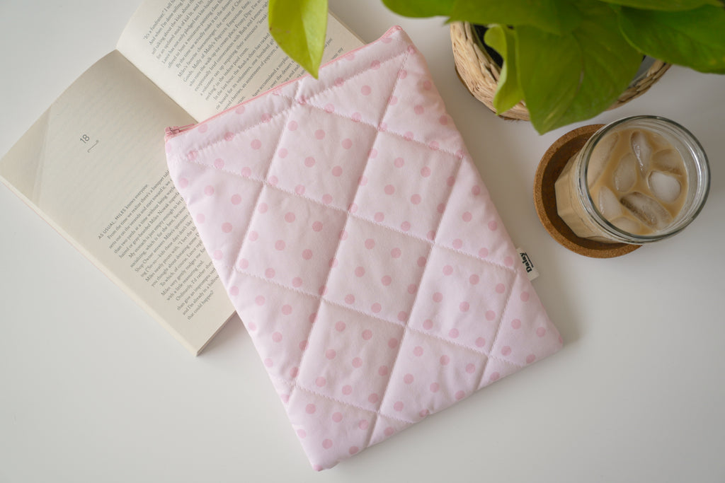 Quilted pink polka dot book sleeve