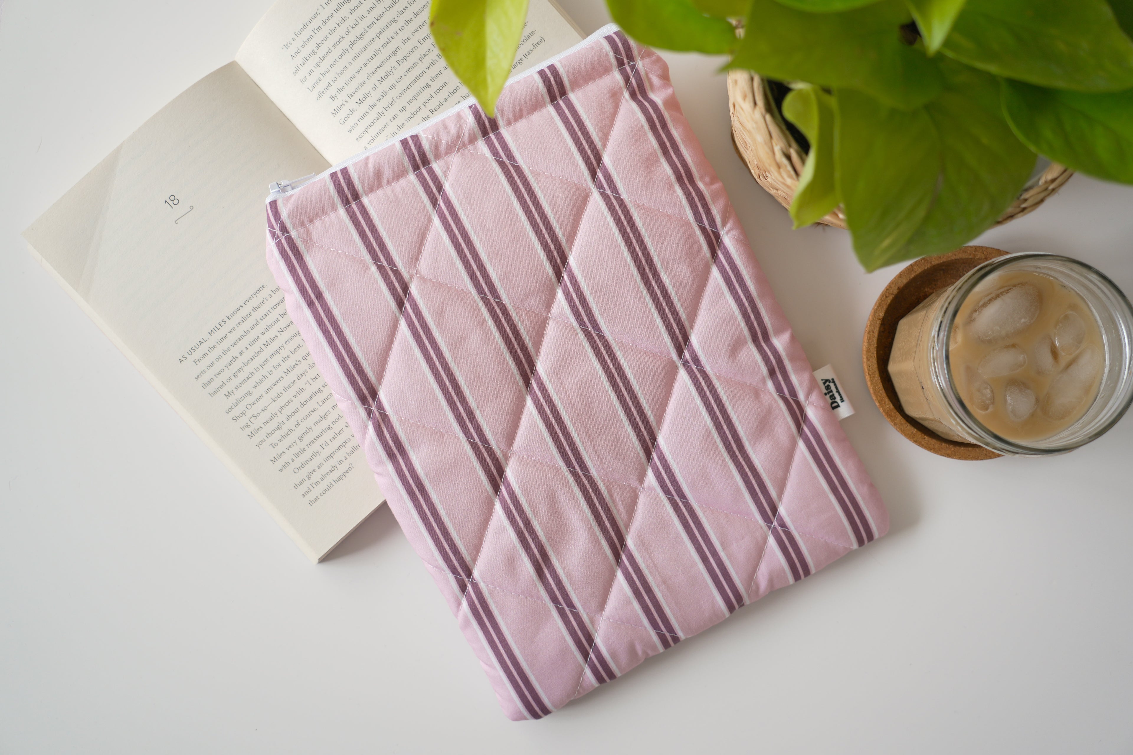 Quilted pink and maroon stripe book sleeve