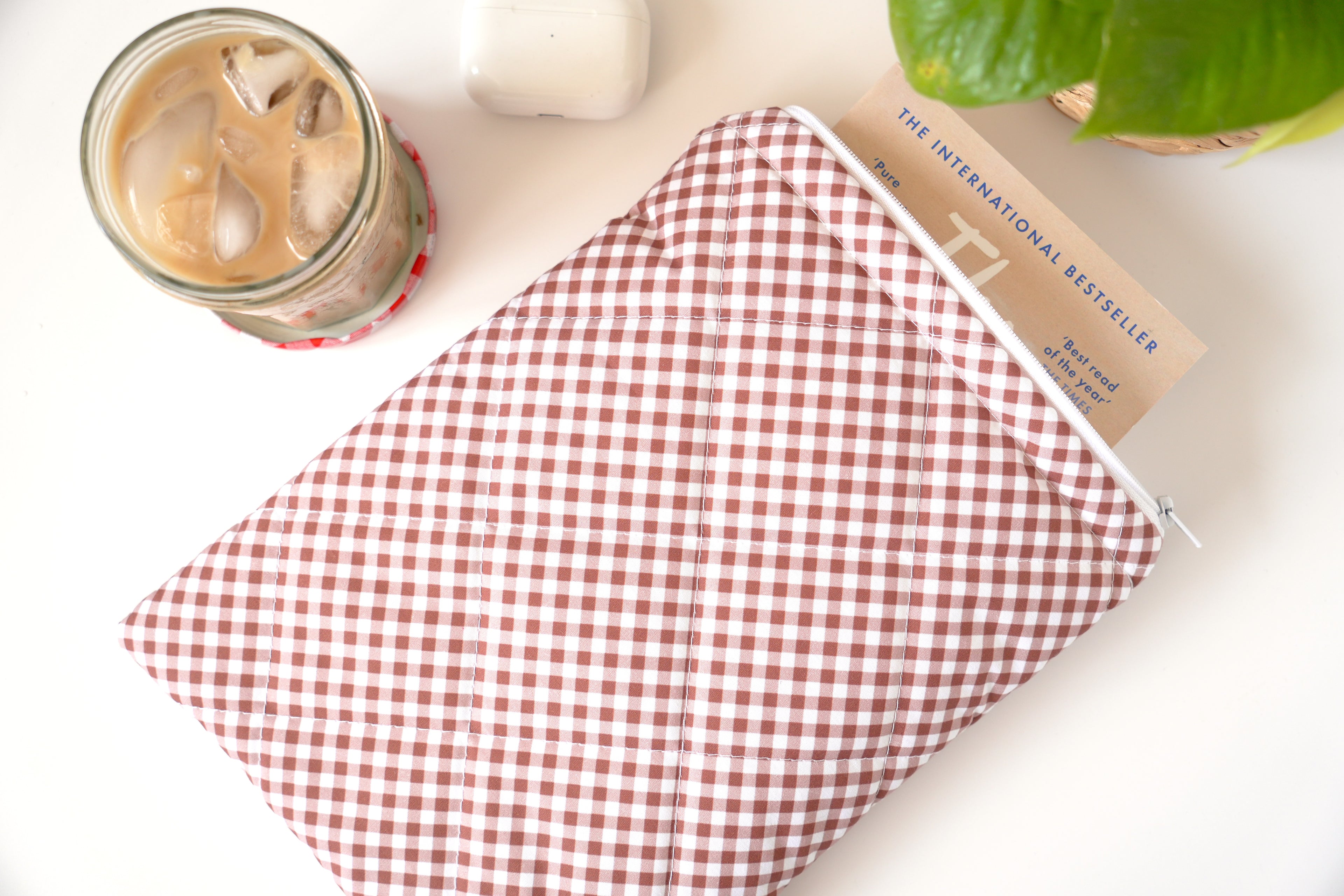 Quilted brown diagonal gingham book sleeve