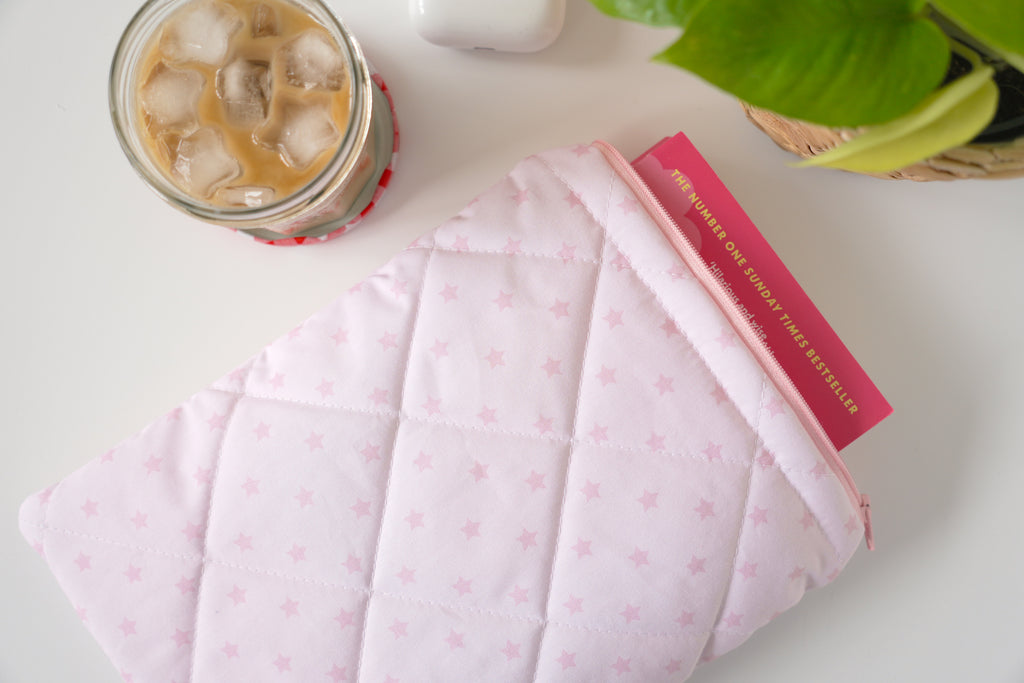 Quilted pink star book sleeve