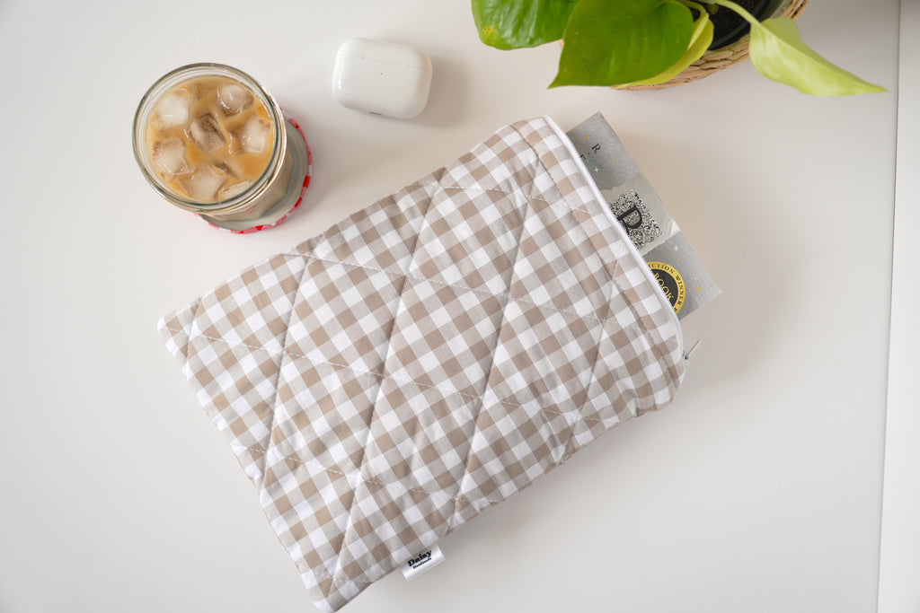 Quilted beige gingham book sleeve
