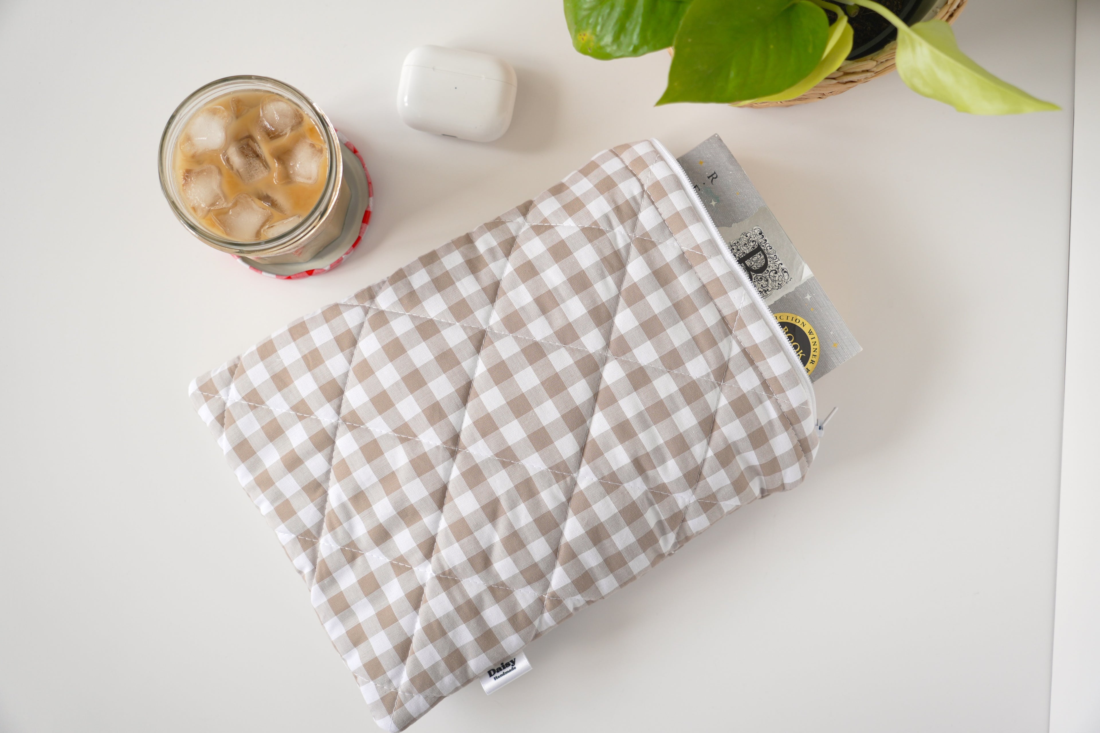 Quilted beige gingham book sleeve