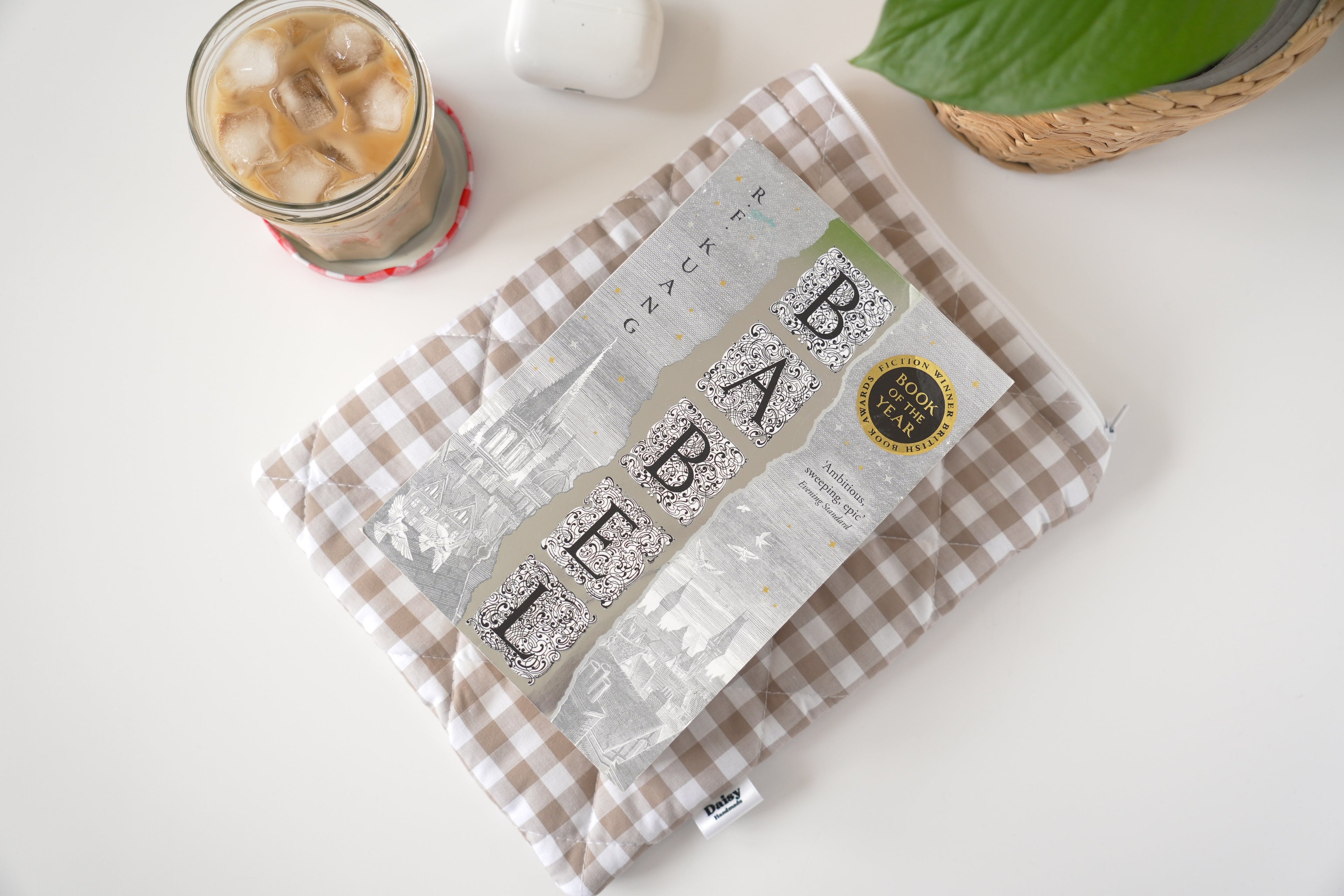 Quilted beige gingham book sleeve
