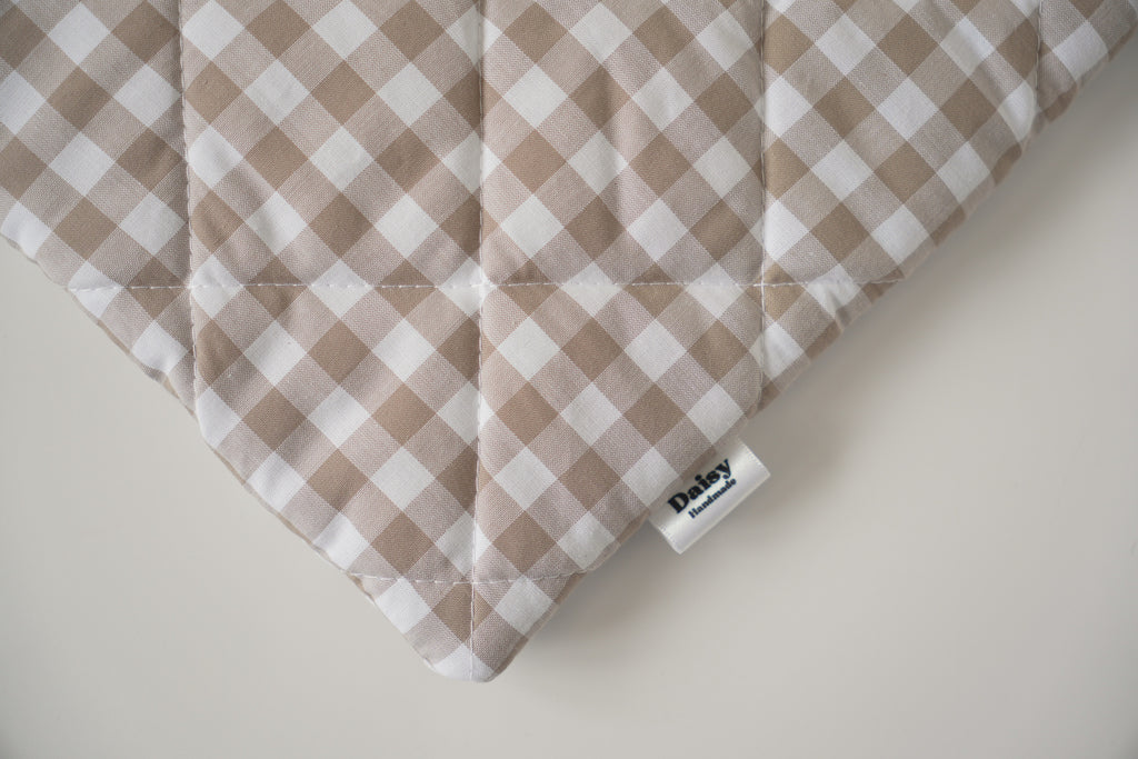 Quilted beige gingham book sleeve