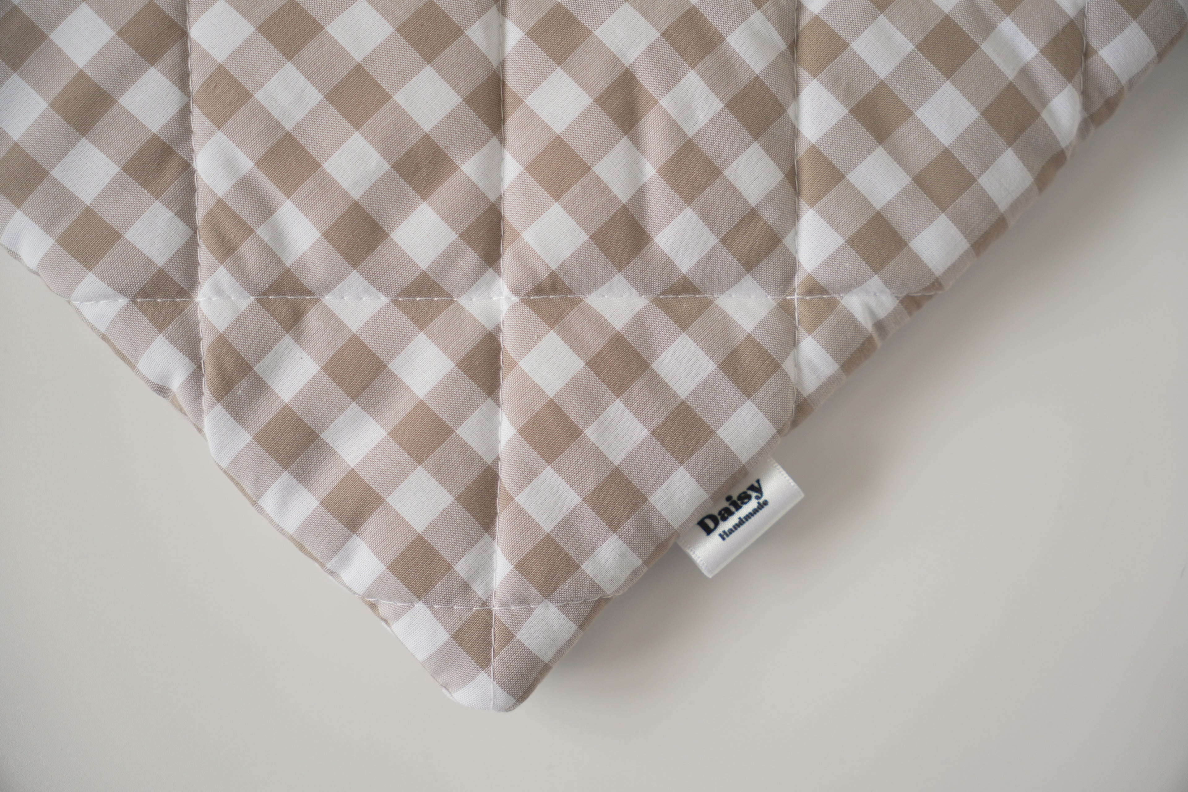 Quilted beige gingham book sleeve