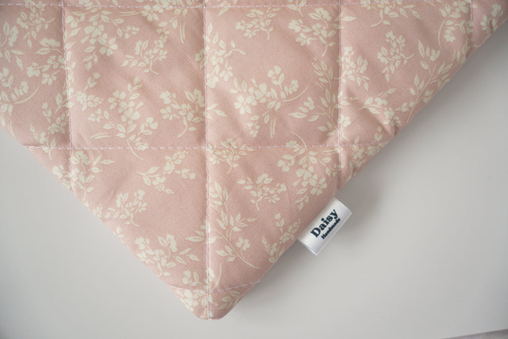 Quilted vintage pink floral book sleeve