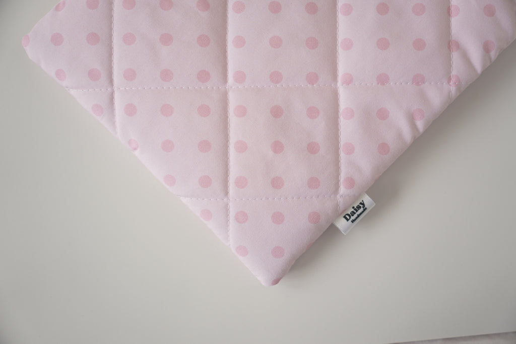 Quilted pink polka dot book sleeve