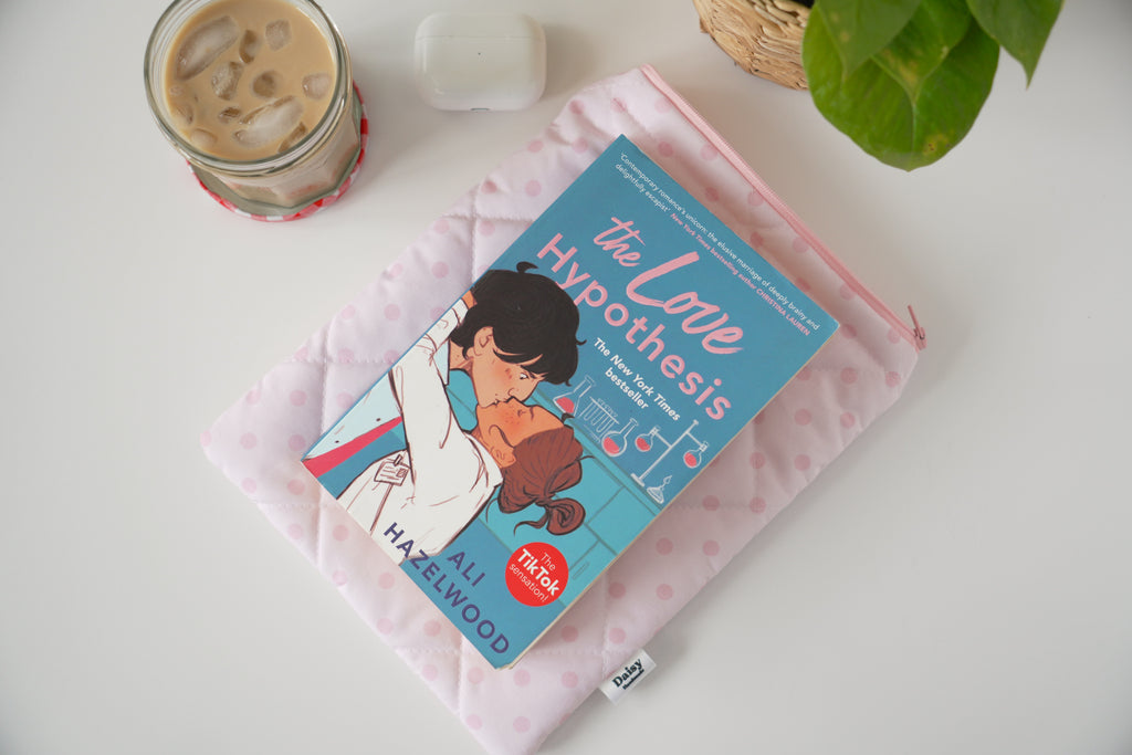 Quilted pink polka dot book sleeve