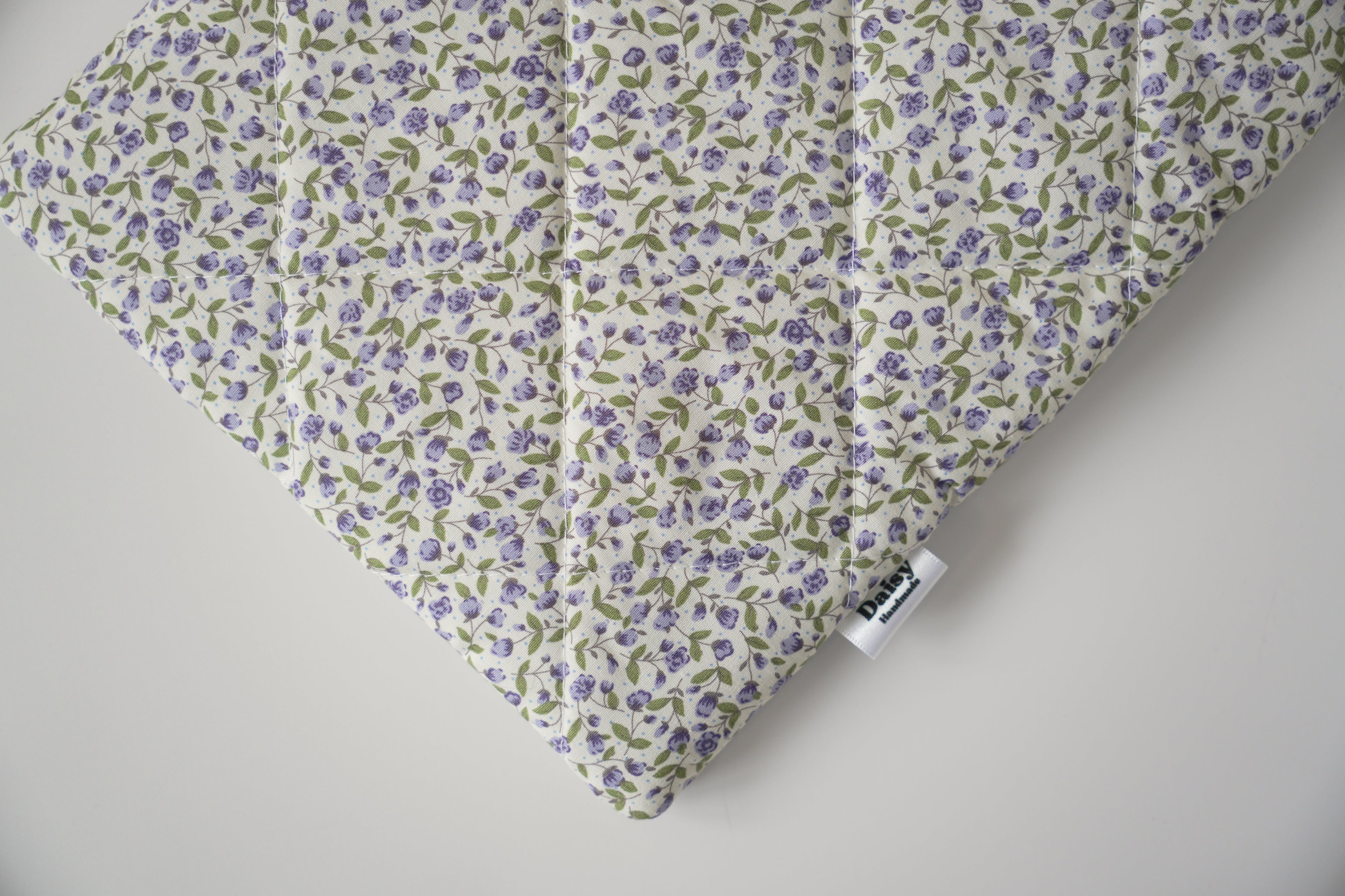 Quilted purple rose book sleeve