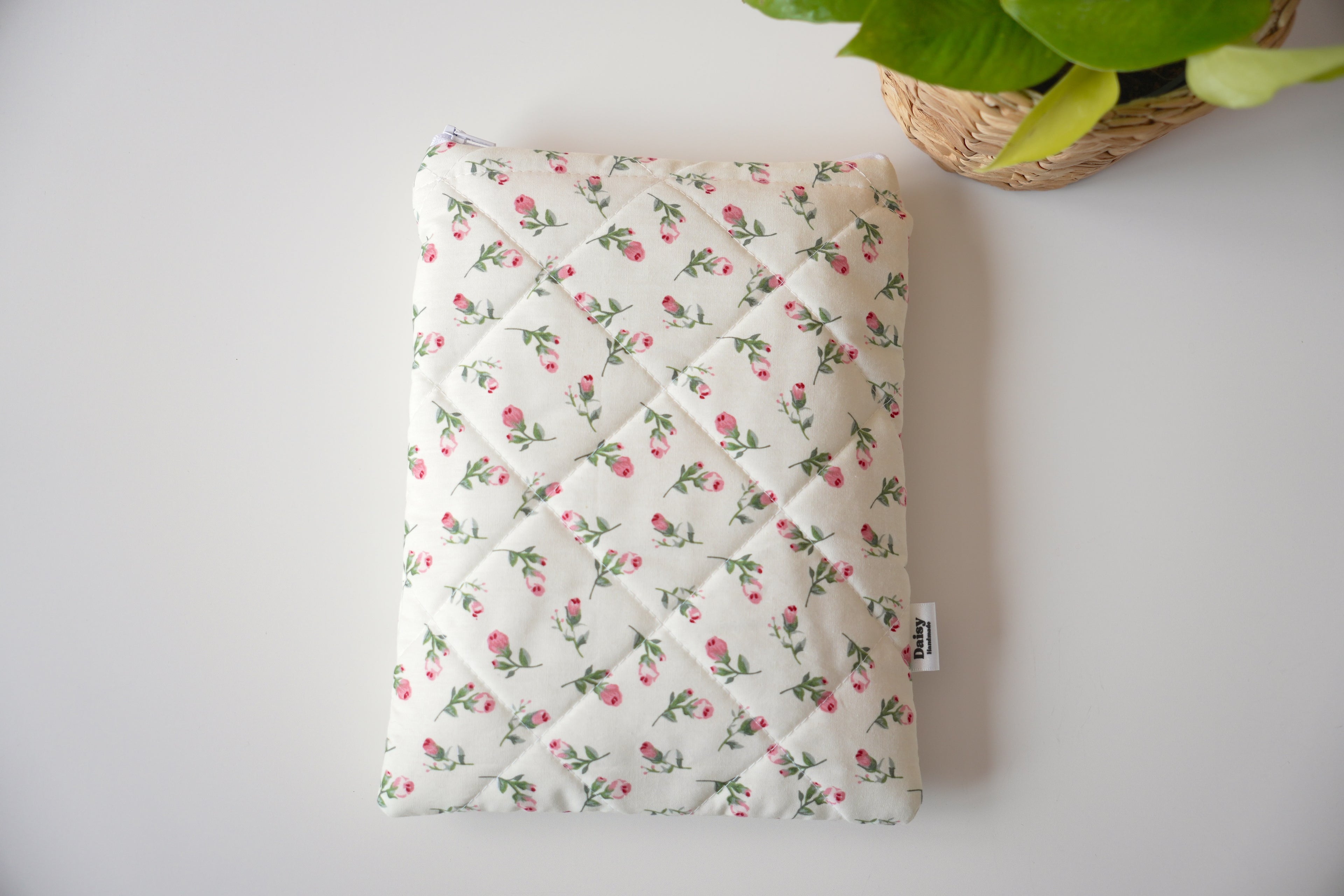 Quilted Ivory rose buds book sleeve