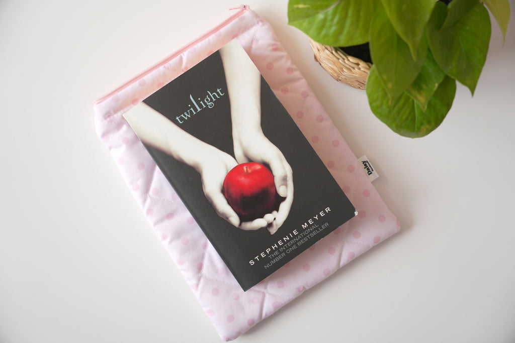 Quilted pink polka dot book sleeve