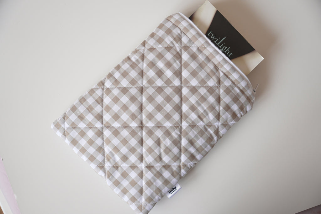 Quilted beige gingham book sleeve