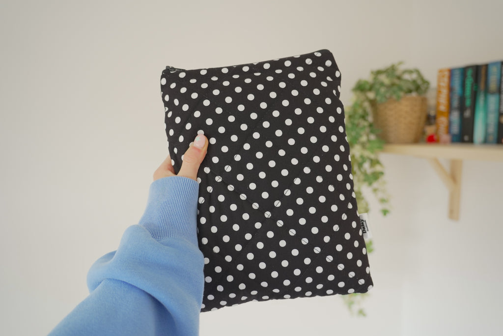 Quilted black polka dot book sleeve