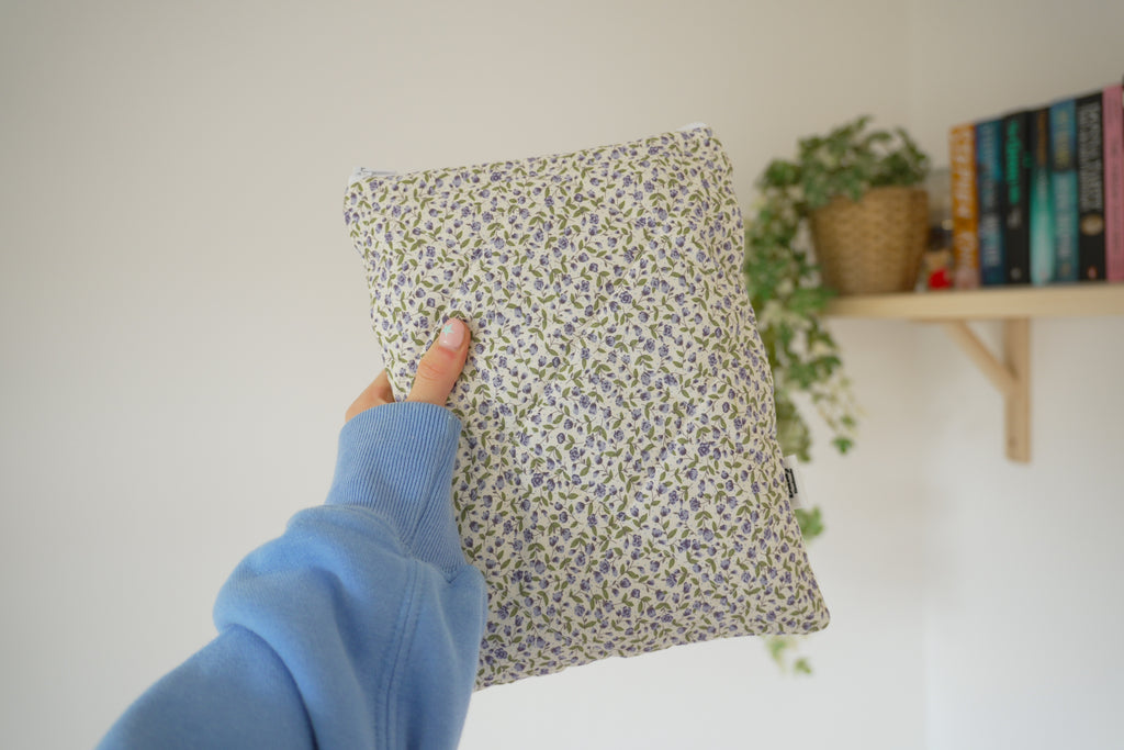 Quilted purple rose book sleeve