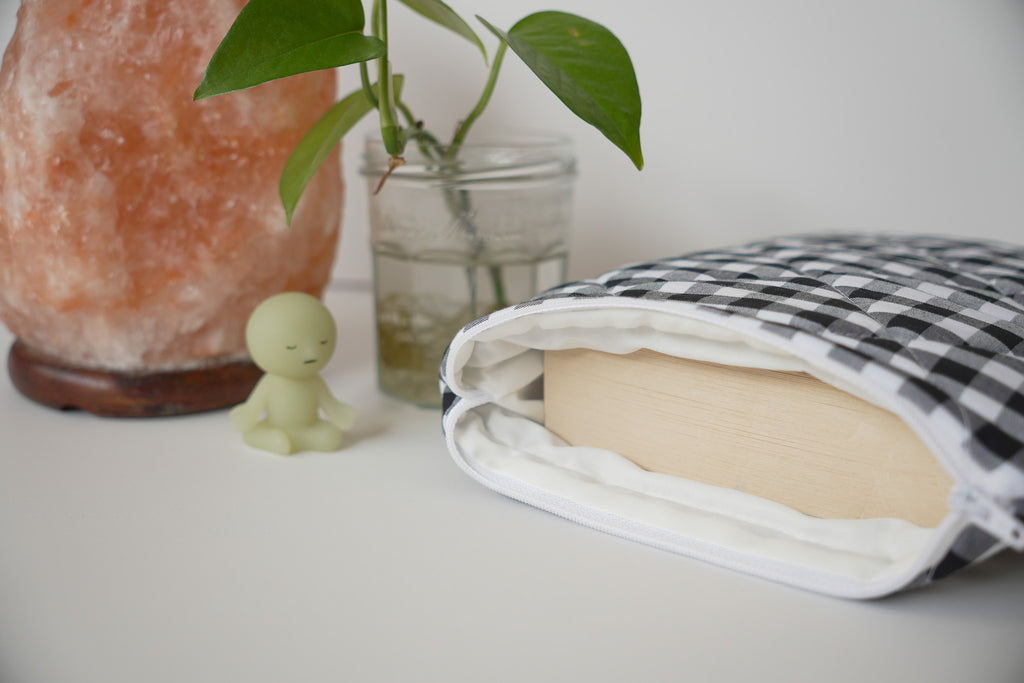 Quilted black gingham book sleeve