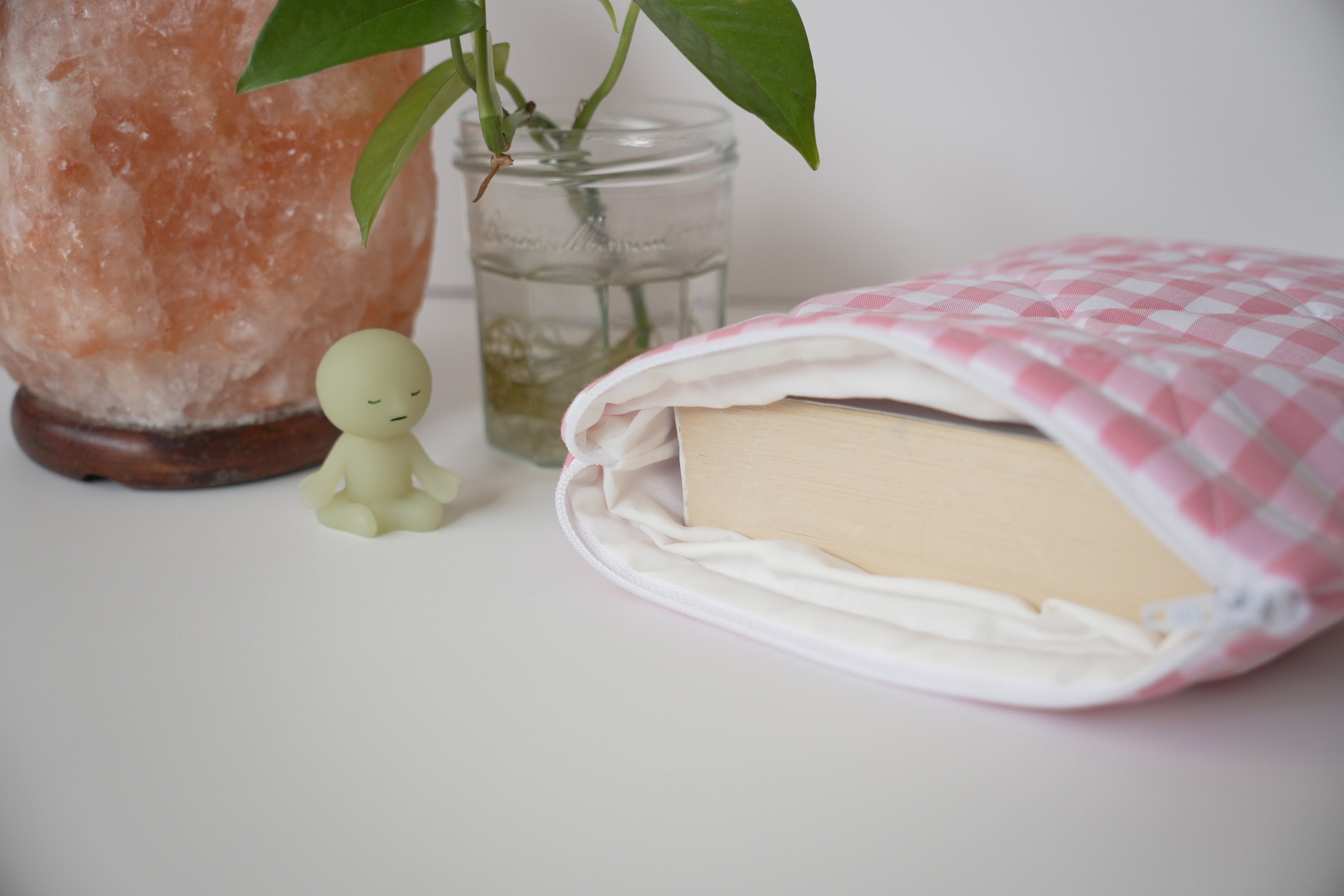 Quilted pink gingham book sleeve
