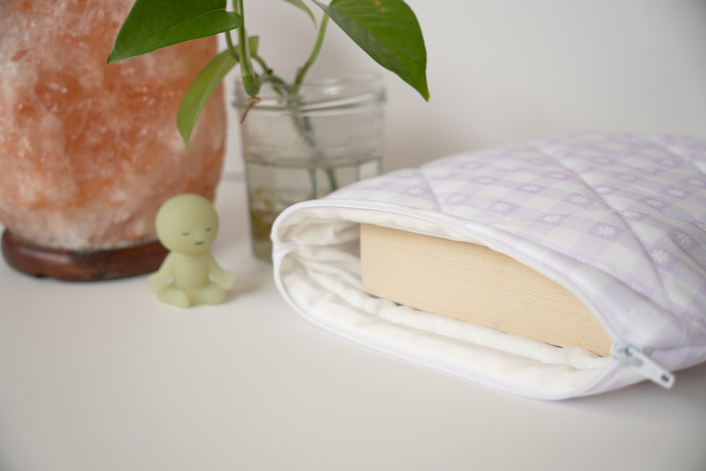 Quilted purple daisy gingham book sleeve