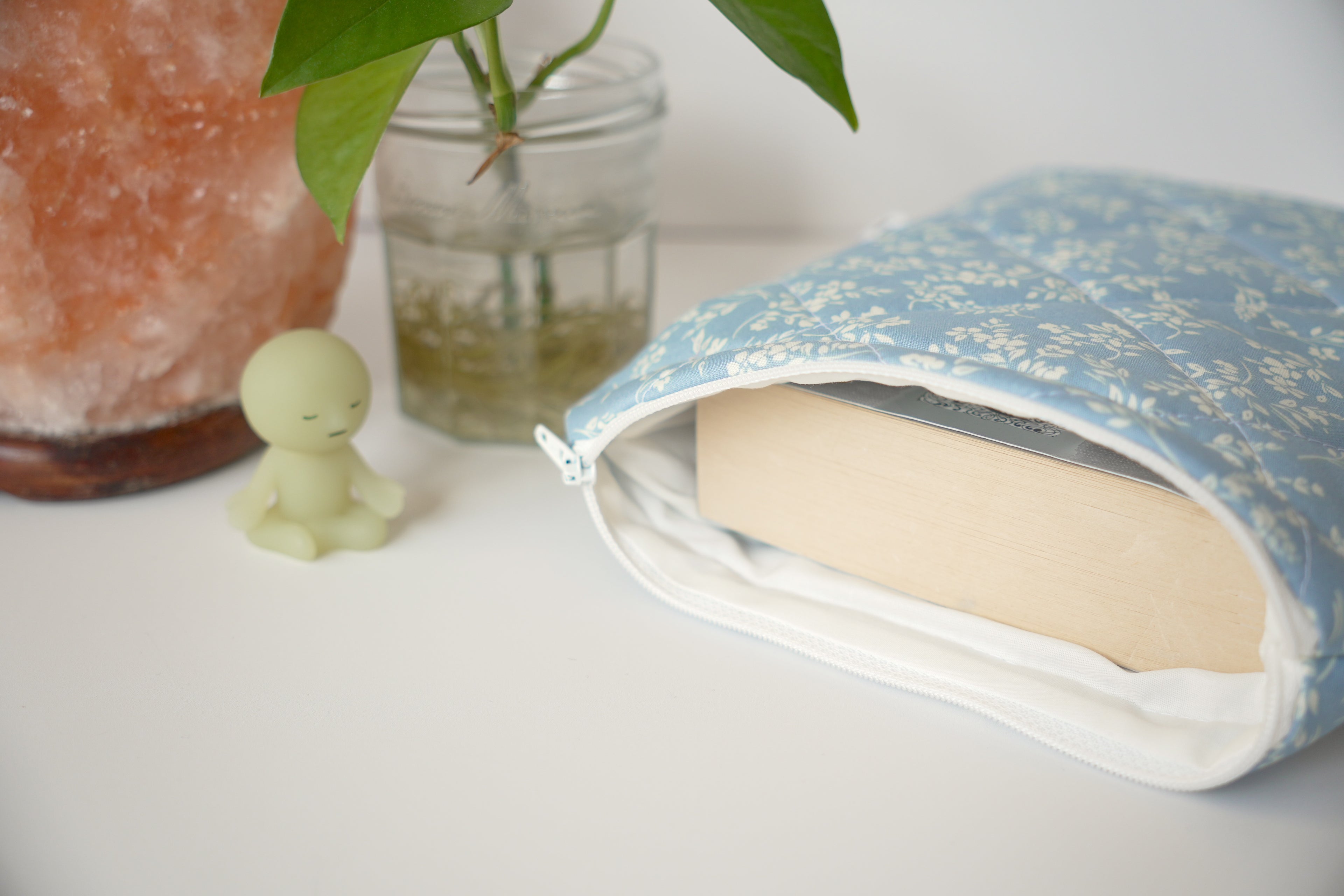 Quilted vintage blue floral book sleeve
