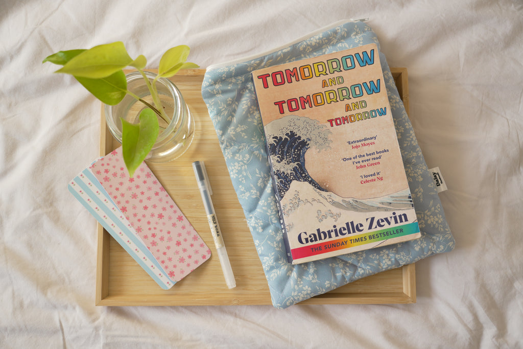 Quilted vintage blue floral book sleeve