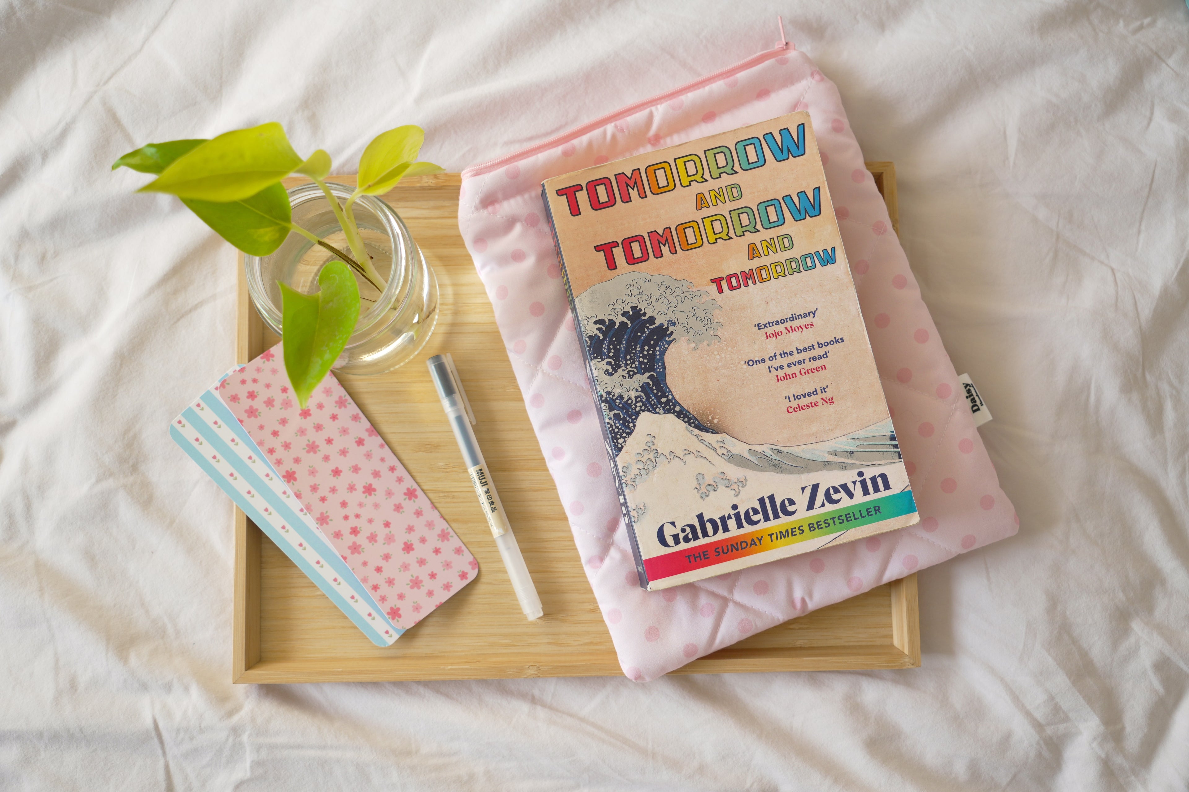 Quilted pink polka dot book sleeve