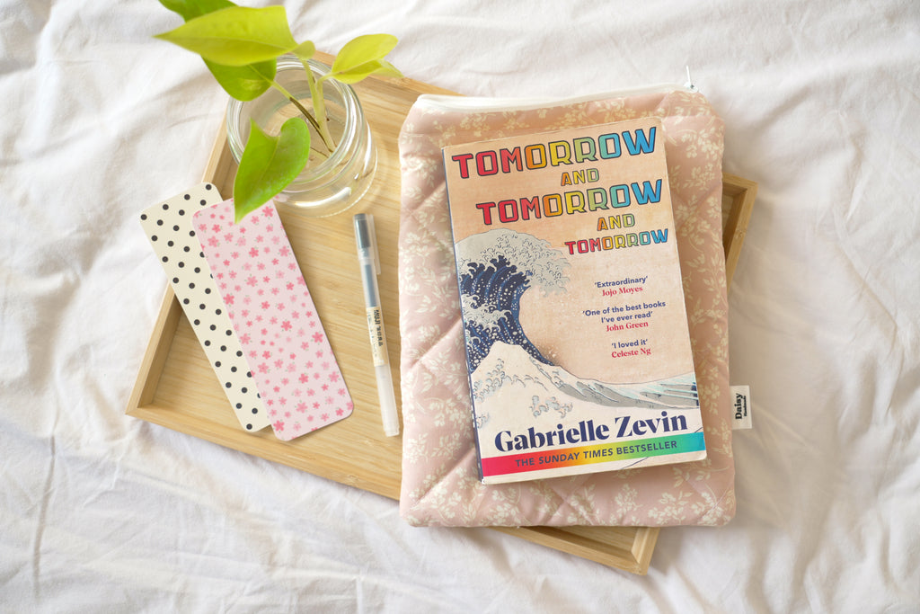 Quilted vintage pink floral book sleeve