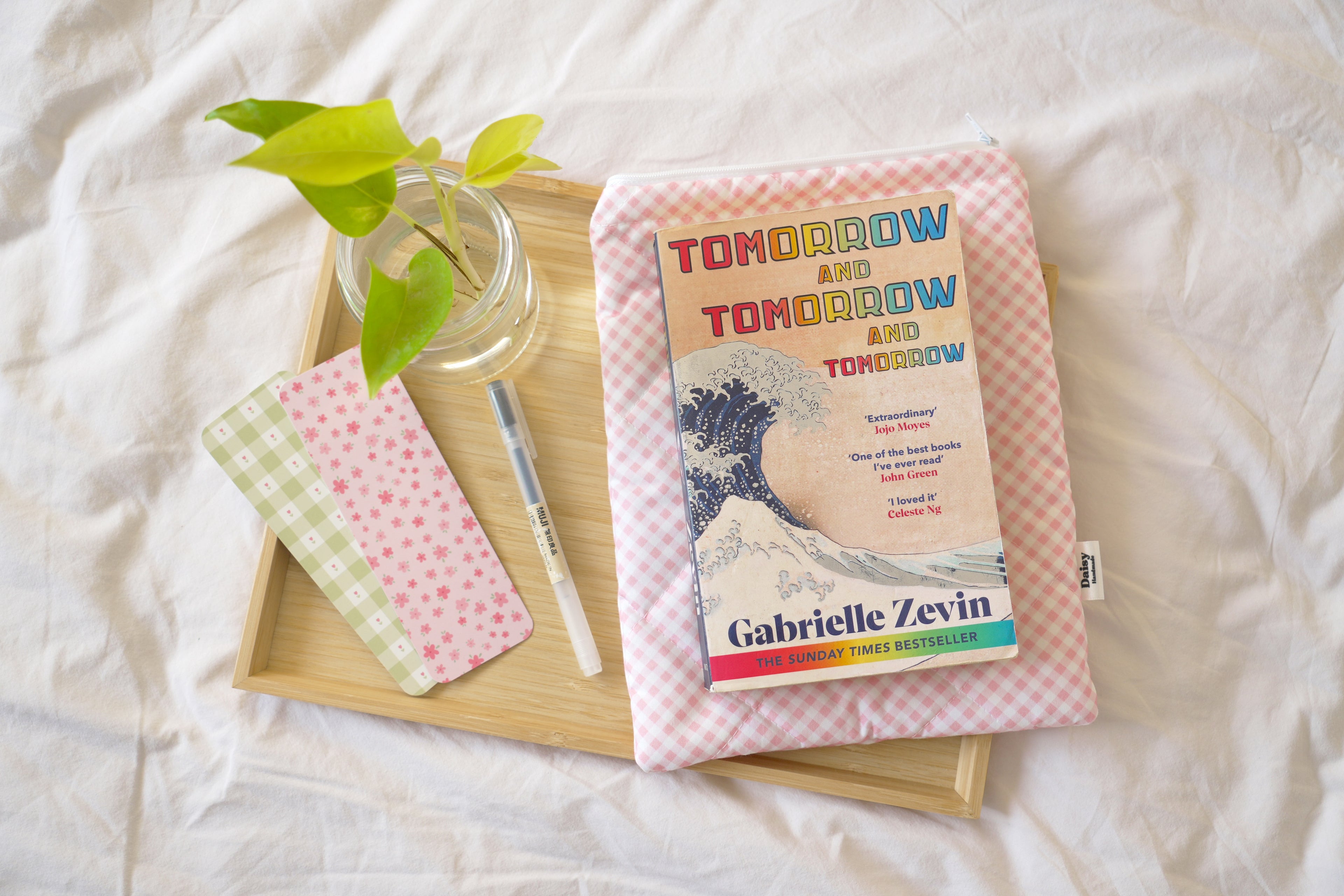 Quilted pink diagonal gingham book sleeve