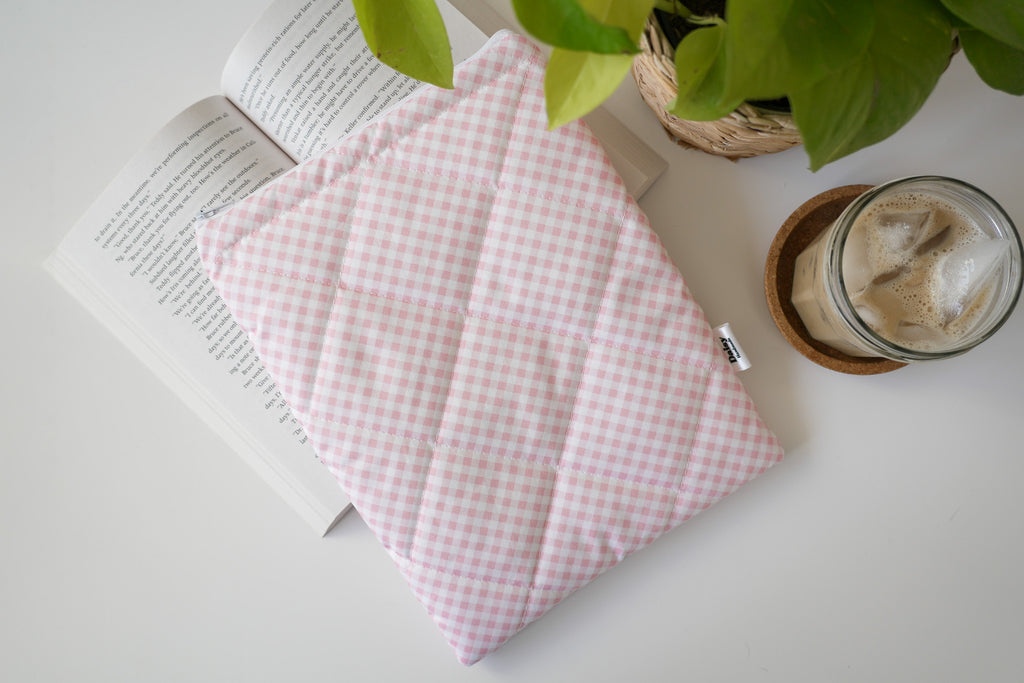 Quilted pink diagonal gingham book sleeve