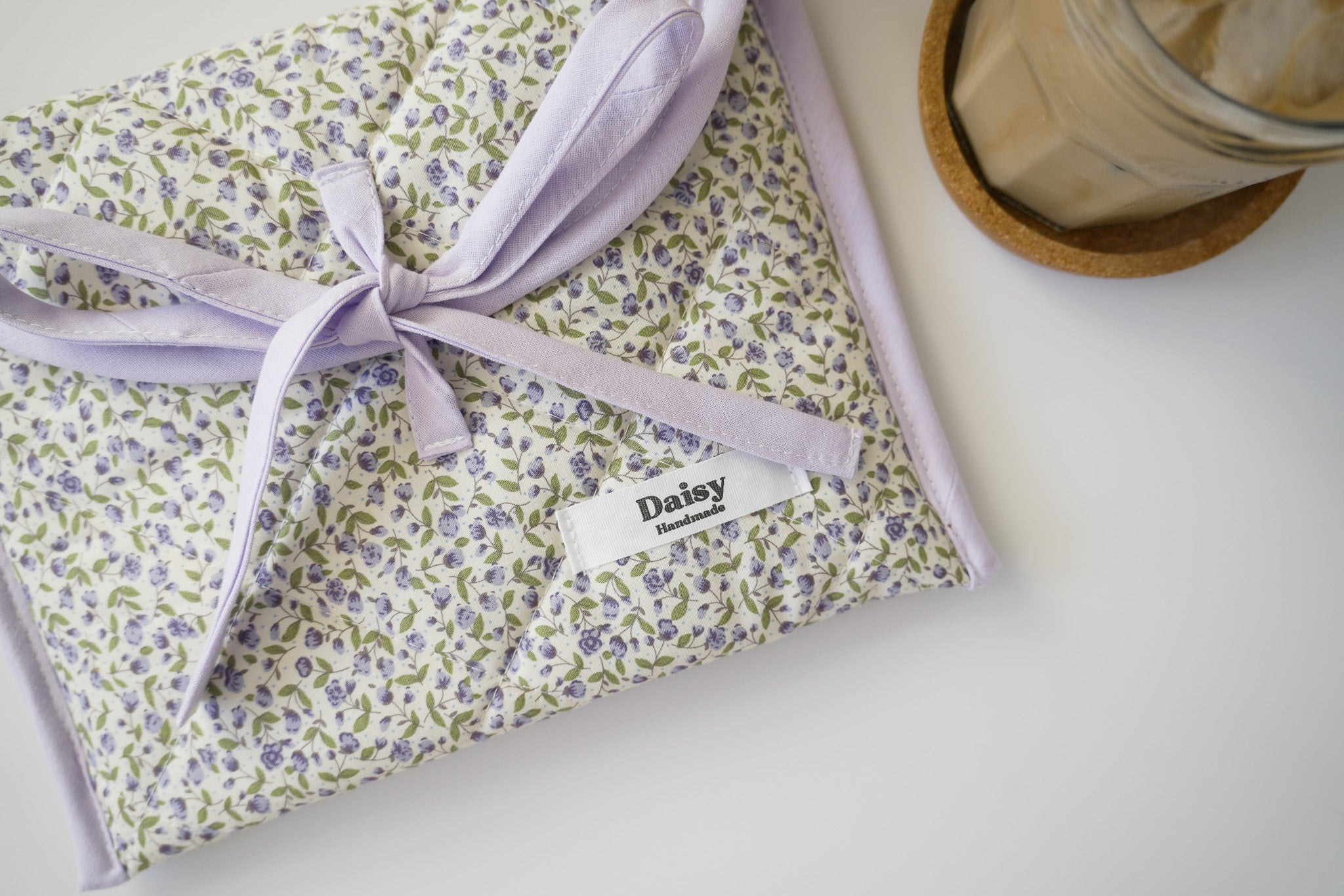 Quilted bow closure kindle sleeve purple rose buds