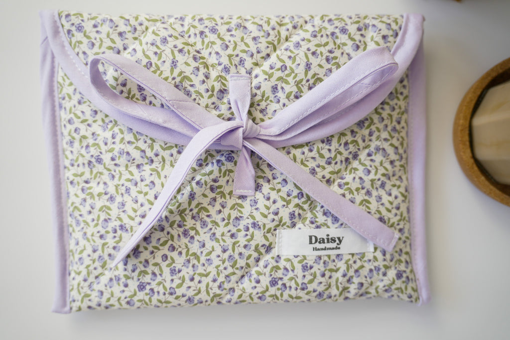 Quilted bow closure kindle sleeve purple rose buds