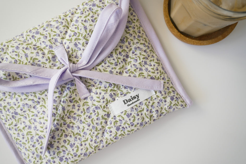Quilted bow closure kindle sleeve purple rose buds