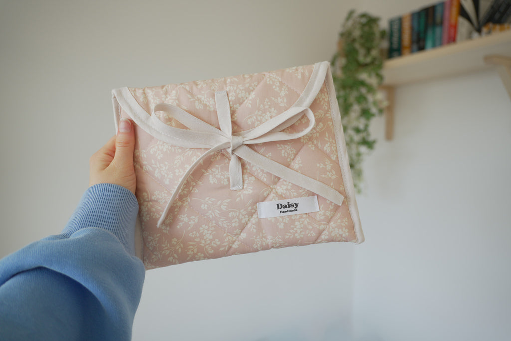Quilted bow closure kindle sleeve in vintage pink floral