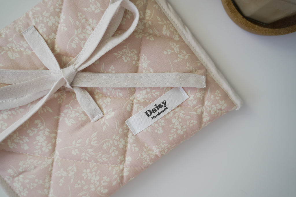 Quilted bow closure kindle sleeve in vintage pink floral