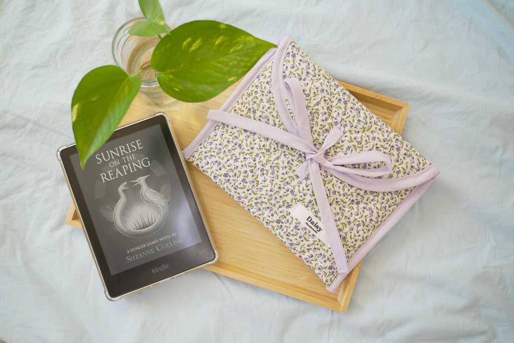 Quilted bow closure kindle sleeve purple rose buds