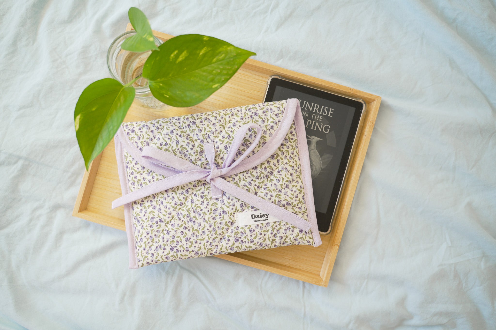 Quilted bow closure kindle sleeve purple rose buds