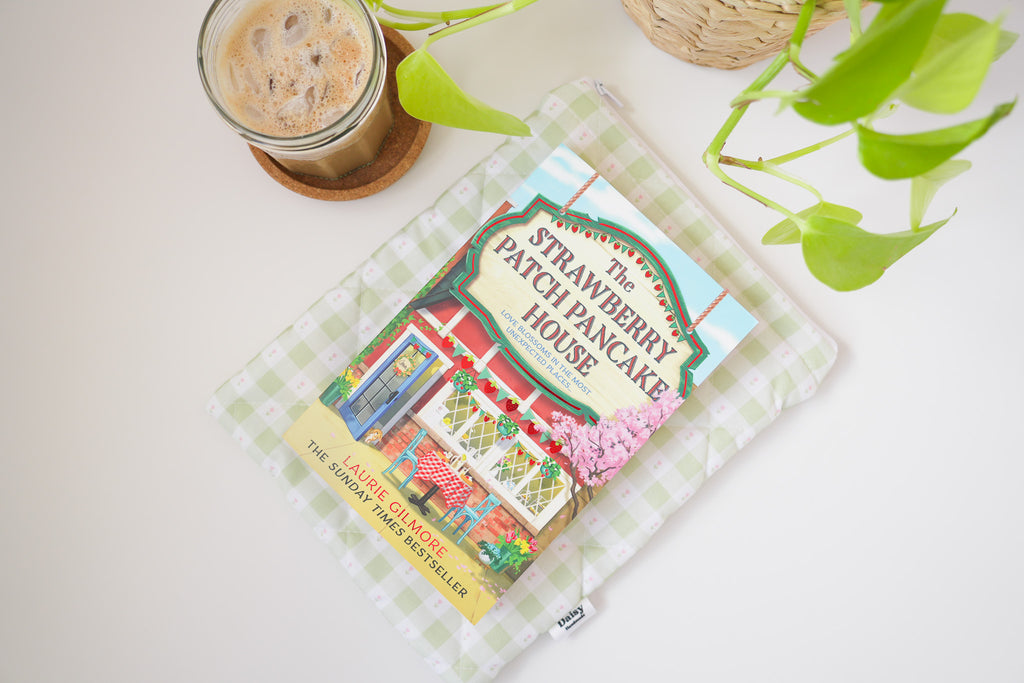Quilted green gingham with tulips book sleeve
