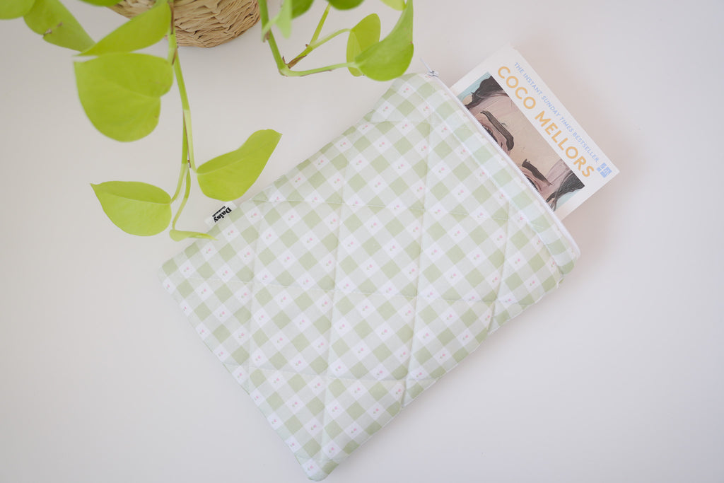 Quilted green gingham with tulips book sleeve