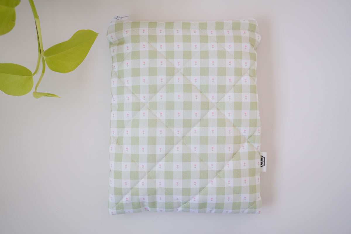 Quilted green gingham with tulips book sleeve
