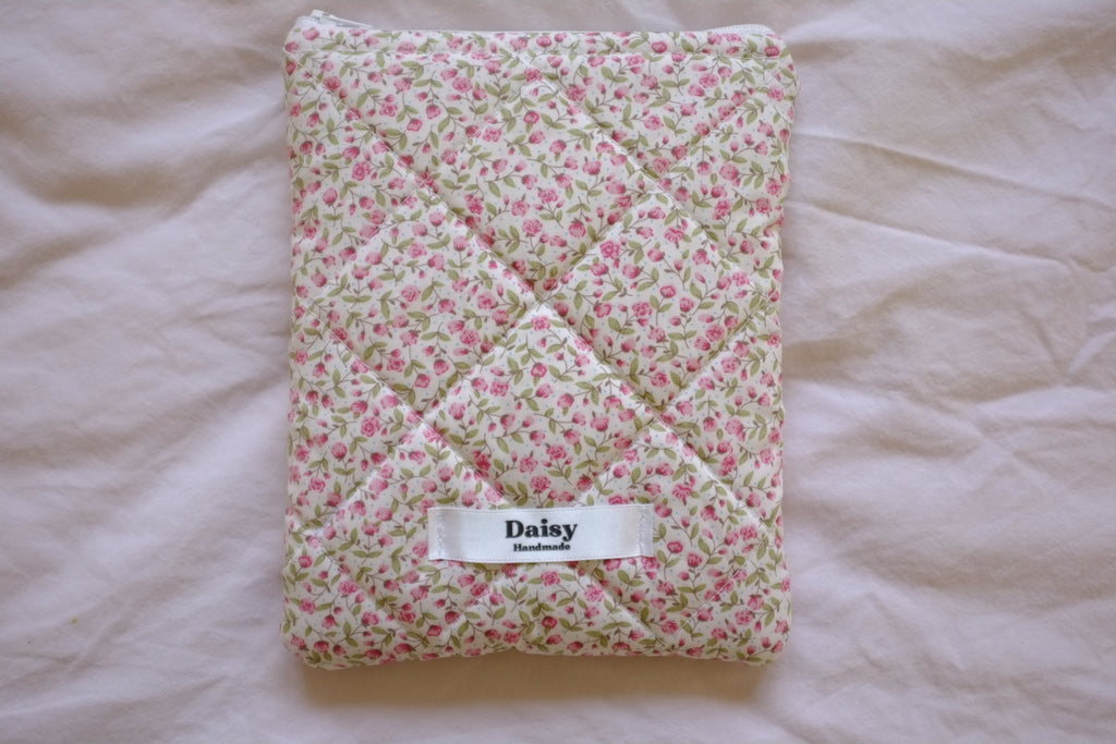 Kindle sleeve pink rose buds