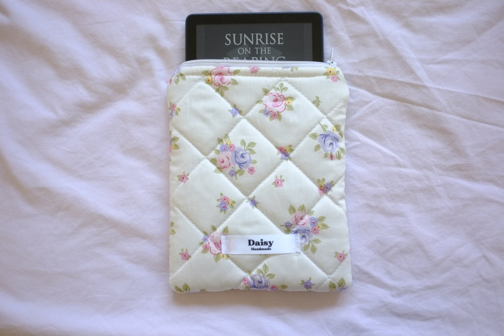 Quilted Kindle sleeve white pink purple rose